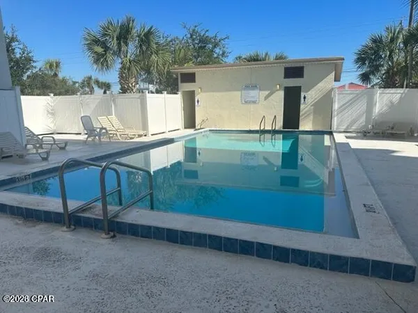 $149,000 | 4114 Holiday Drive, Unit 7, Panama City Beach, FL 32408
