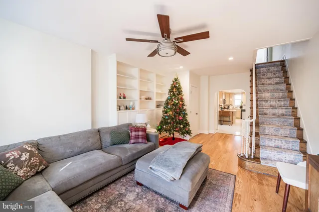 $1,850 | 2978 East Thompson Street, Philadelphia, PA 19134