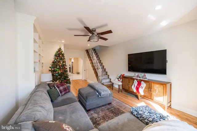 $1,850 | 2978 East Thompson Street, Philadelphia, PA 19134