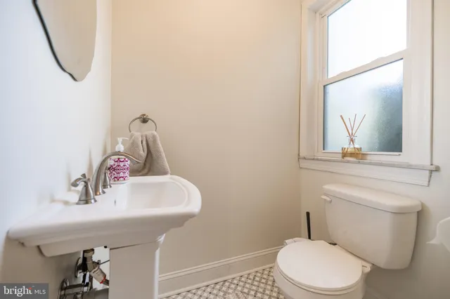 $1,850 | 2978 East Thompson Street, Philadelphia, PA 19134