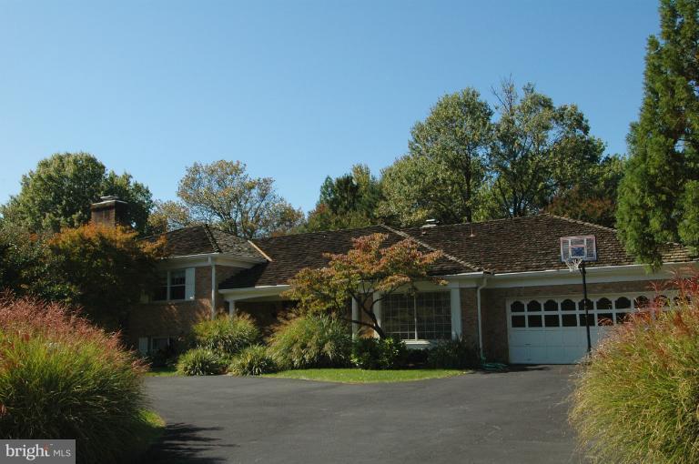 1226 Potomac School Road McLean, VA 22101 - Photo 1 of 1 Exterior (Front)