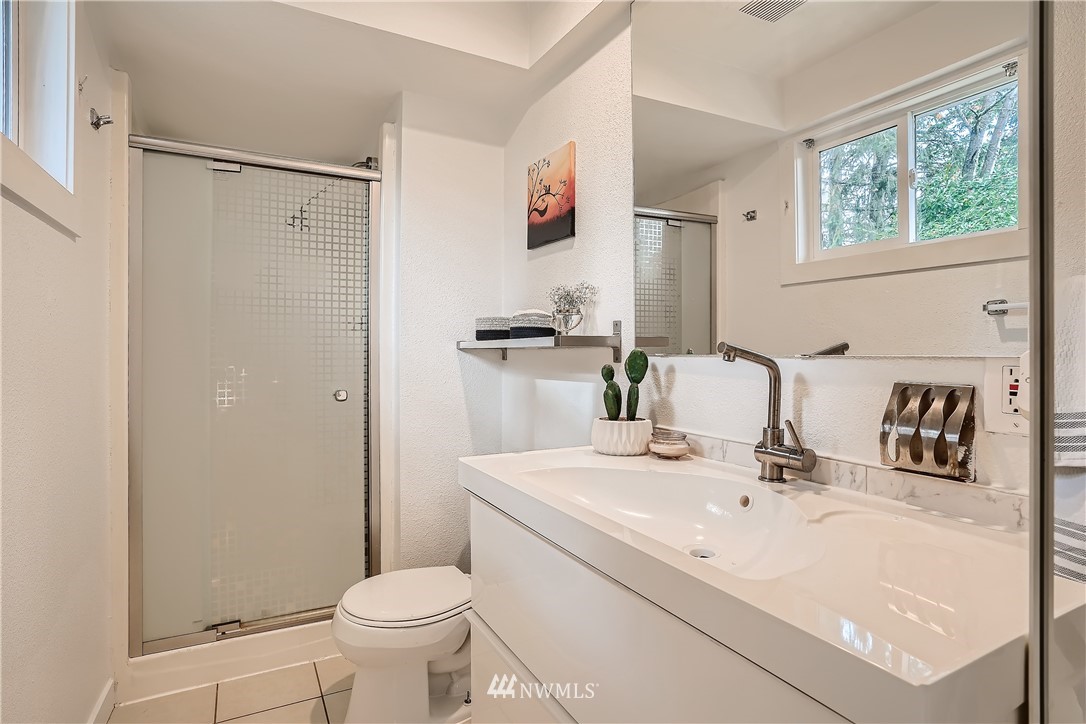 12919 Southeast 188th Street Renton, WA 98058 - Photo 13 of 26 Gallery Image 13