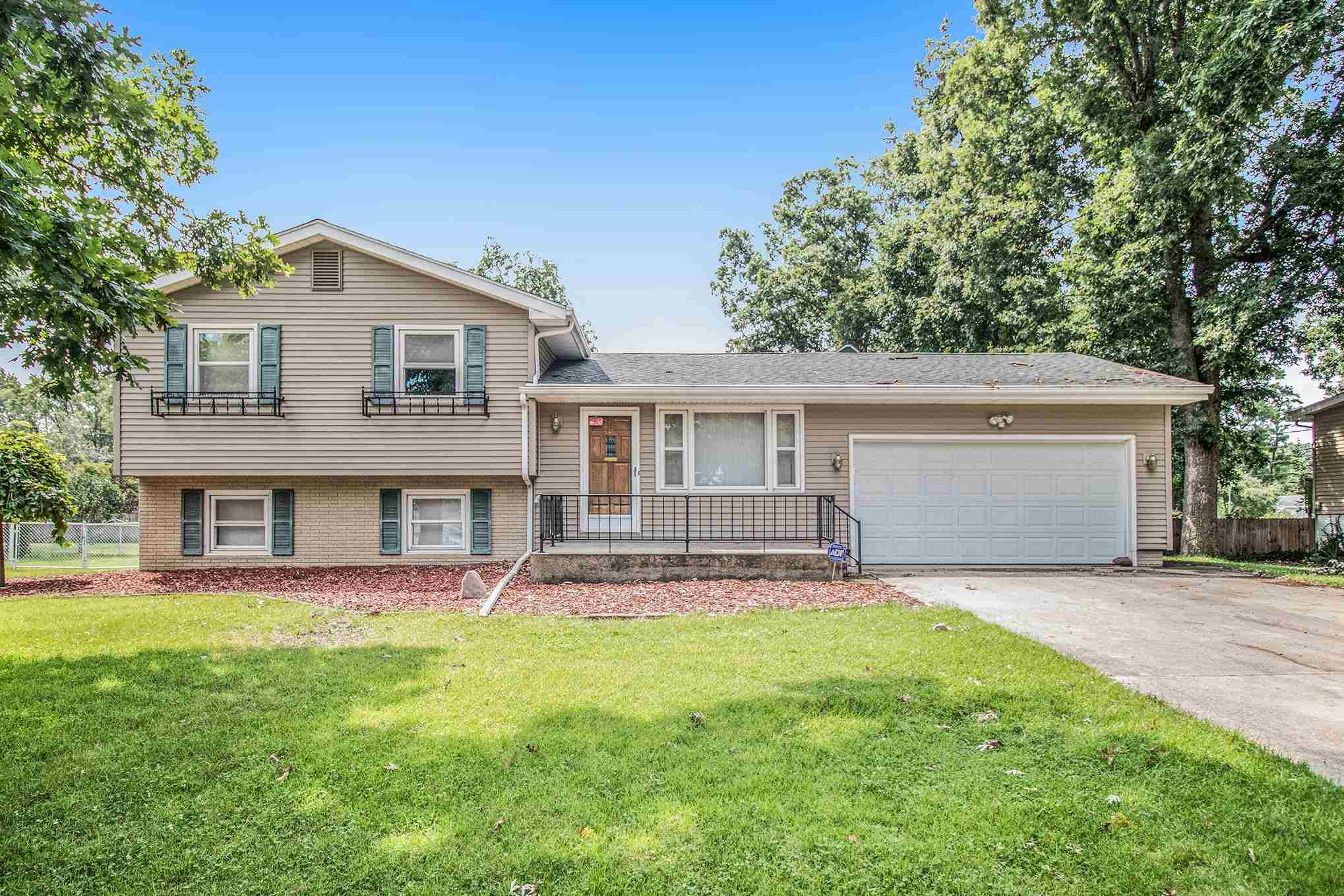 12426 Dunn Road Mishawaka, IN 46545 - Photo 1 of 27 Gallery Image 1
