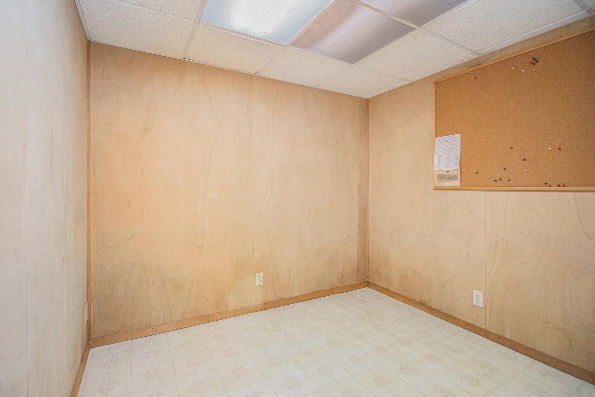 12426 Dunn Road Mishawaka, IN 46545 - Photo 19 of 27 Gallery Image 19