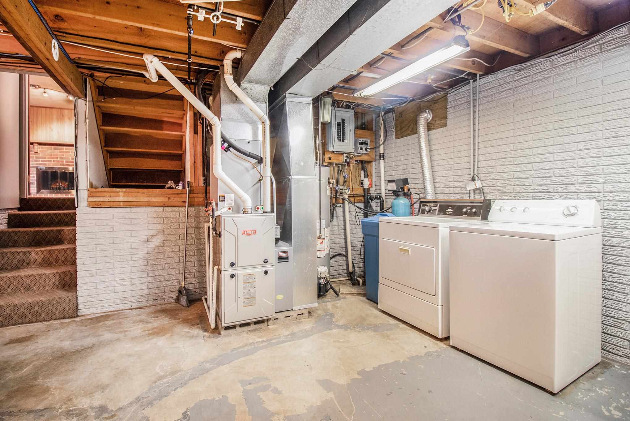 12426 Dunn Road Mishawaka, IN 46545 - Photo 23 of 27 Gallery Image 23