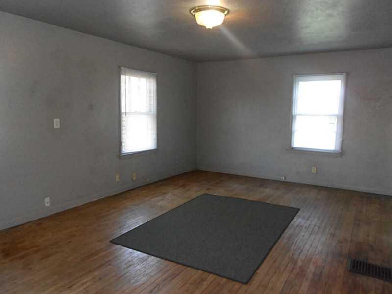 319 West Clark Street Springfield, OH 45506 - Photo 10 of 14