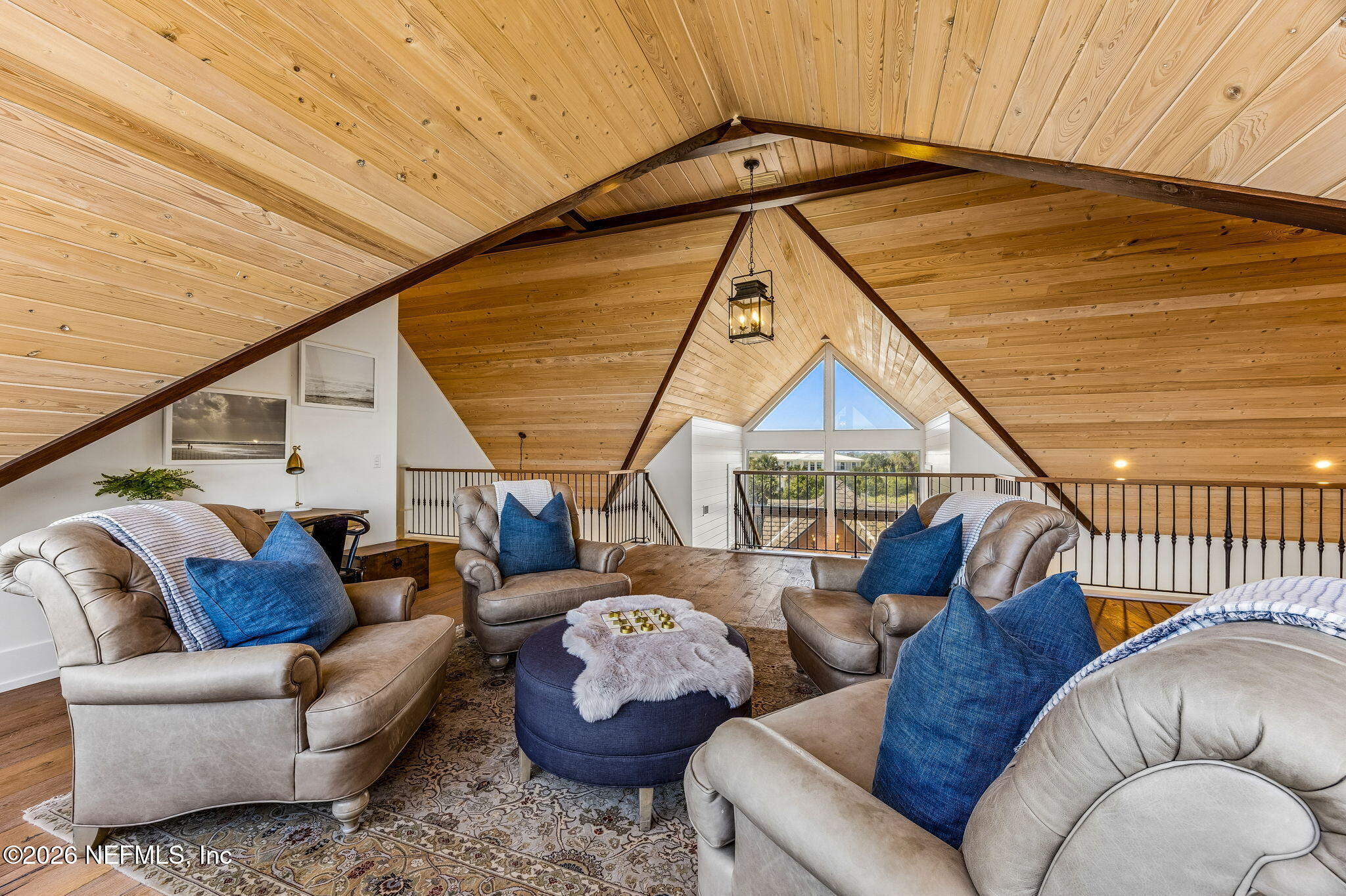 4 Ocean Ridge Court Ponte Vedra Beach, FL 32082 - Photo 53 of 132 a living room with furniture and a wooden floor