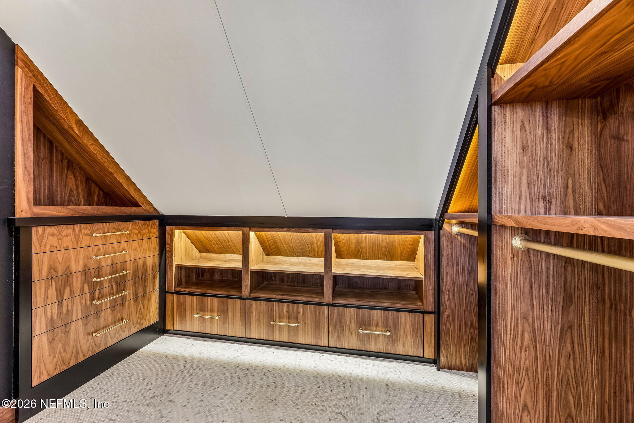 4 Ocean Ridge Court Ponte Vedra Beach, FL 32082 - Photo 66 of 132 a view of an empty room with a window