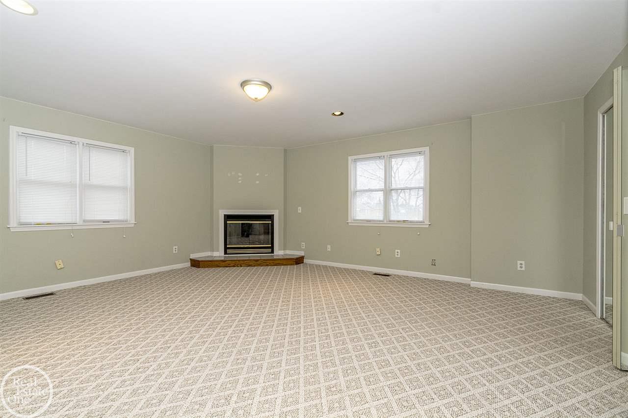 429 Moran Road Grosse Pointe Farms, MI 48236 - Photo 24 of 60