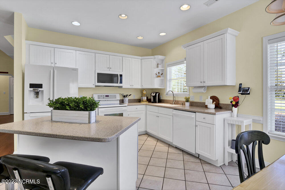 431 Lansdowne Road Wilmington, NC 28409 - Photo 11 of 31 012_p4400678