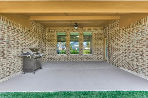 $599,900 | 10660 Red Tail Place, Conroe, TX 77385
