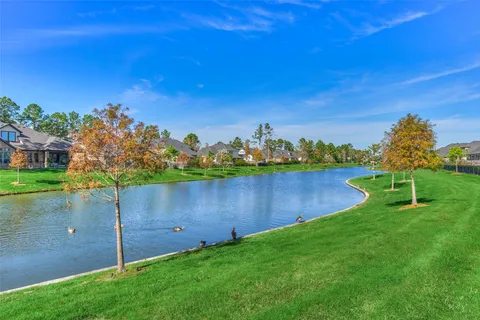 $609,900 | 10660 Red Tail Place, Conroe, TX 77385