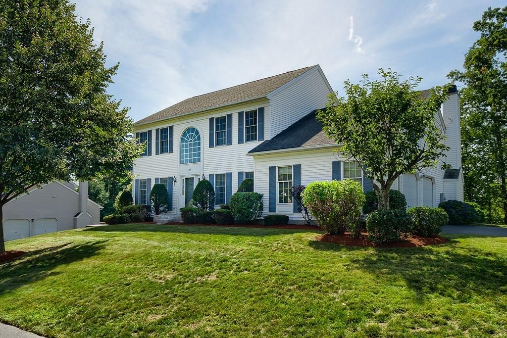 29 Hawthorne Road Shrewsbury, MA 01545 - Photo 1 of 41 Gallery Image 1
