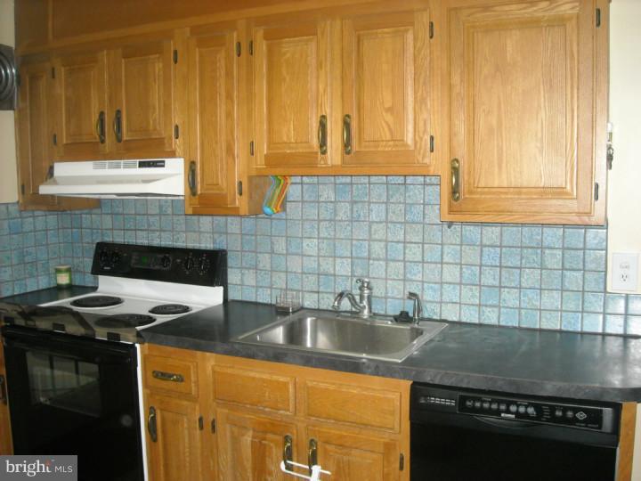 1513 Brookhaven Road Wynnewood, PA 19096 - Photo 4 of 14 Gallery Image 4