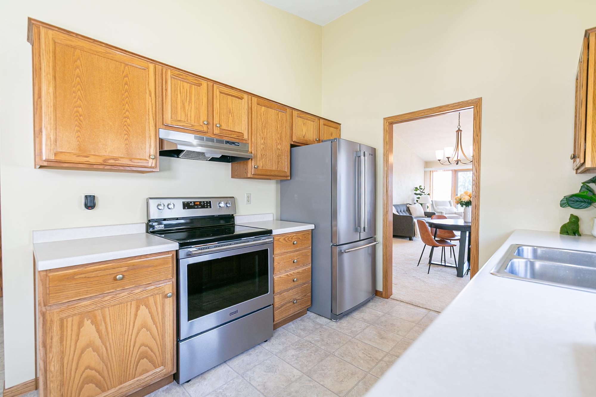 W2759 Brookhaven Drive Appleton, WI 54915 - Photo 6 of 45