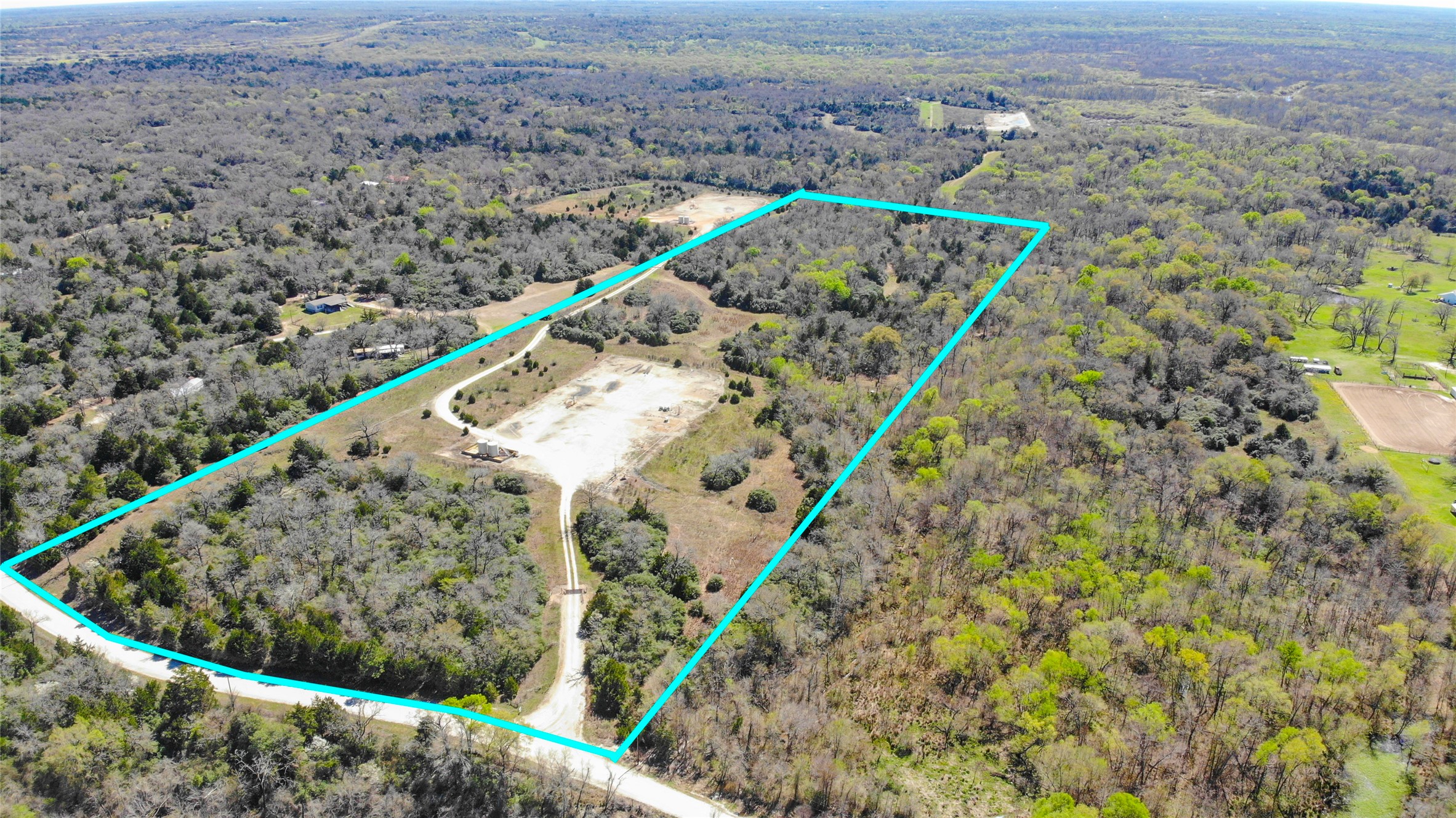 482 County Road 482 Normangee, TX 77871 - Photo 10 of 49