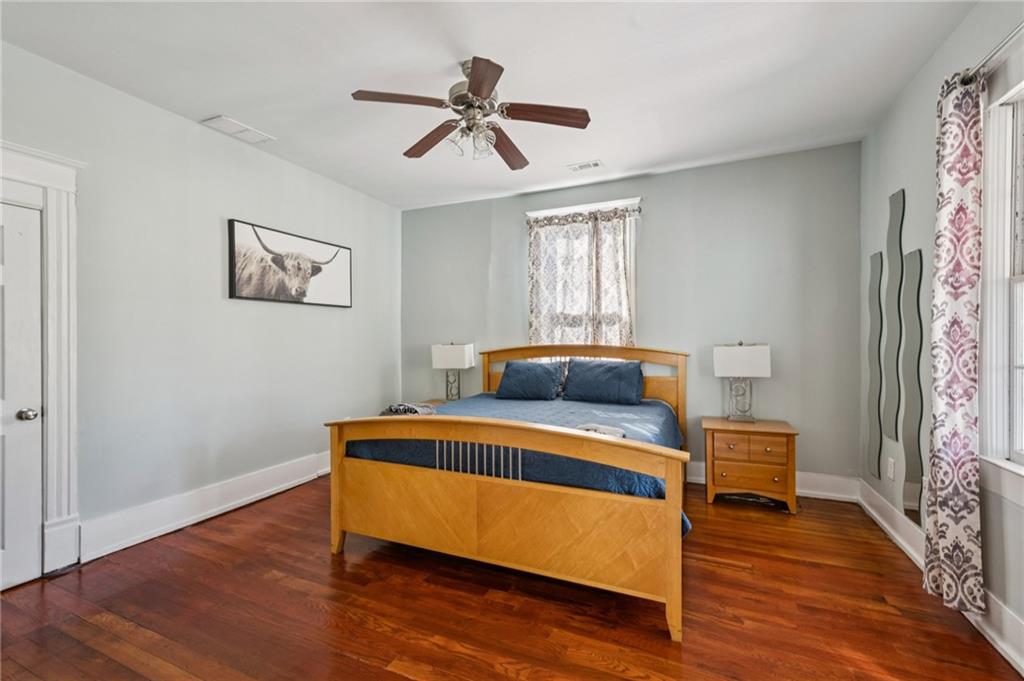 528 Holderness Street Southwest Atlanta, GA 30310 - Photo 22 of 42