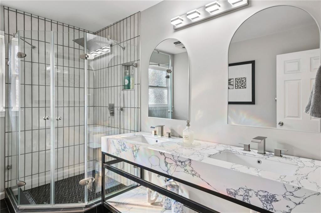 528 Holderness Street Southwest Atlanta, GA 30310 - Photo 36 of 42