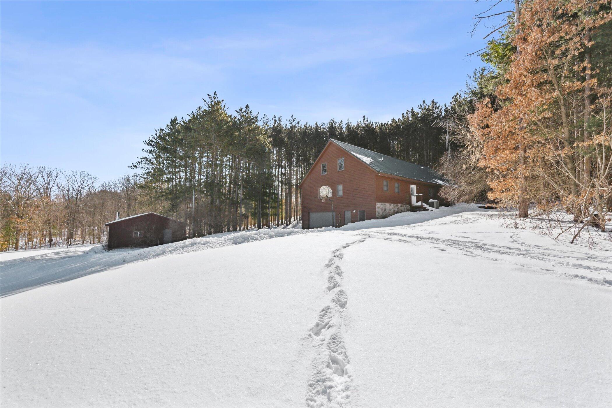 4851 Lake Road Lakeview, MI 48850 - Photo 43 of 46 43-4851-Lake-Rd-Lakeview-MI-48850--Windo