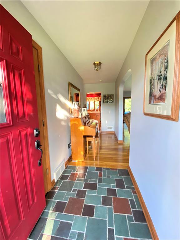1128 Ridge Road Ambridge, PA 15003 - Photo 2 of 20 Gallery Image 2