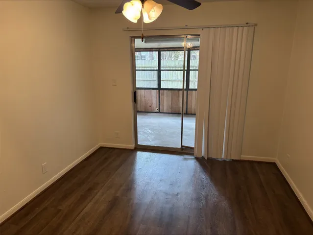 $1,300 | 1702 Hazelwood Street, Conroe, TX 77301