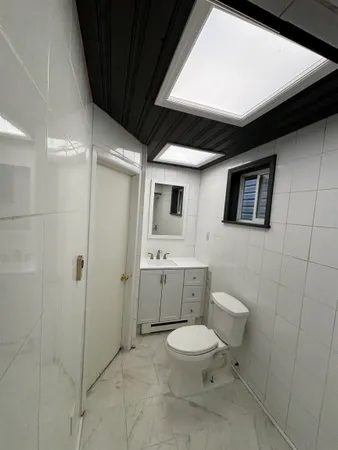 $2,300 | 80 East 24th Street, Unit 2, Bayonne, NJ 07002