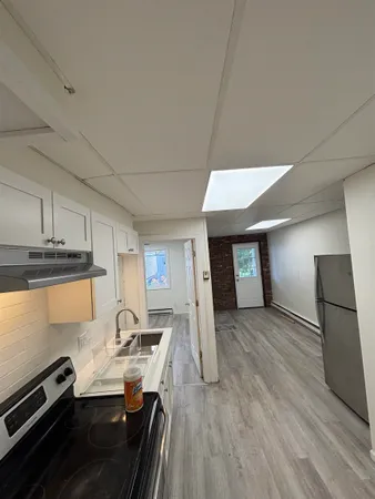 $2,300 | 80 East 24th Street, Unit 2, Bayonne, NJ 07002