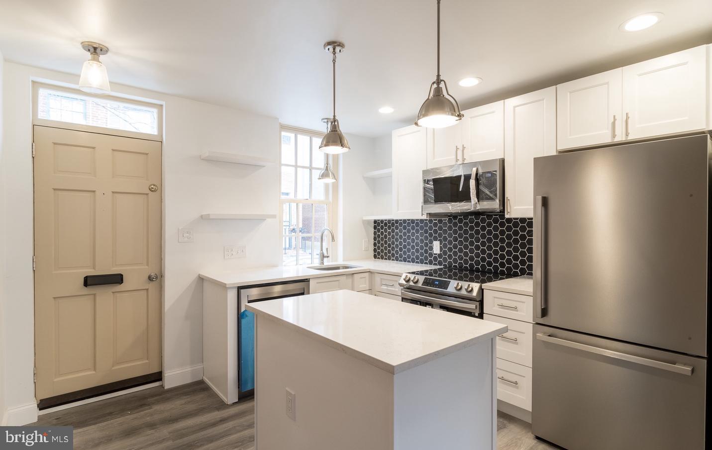 645 Dover Street Baltimore, MD 21230 - Photo 5 of 24