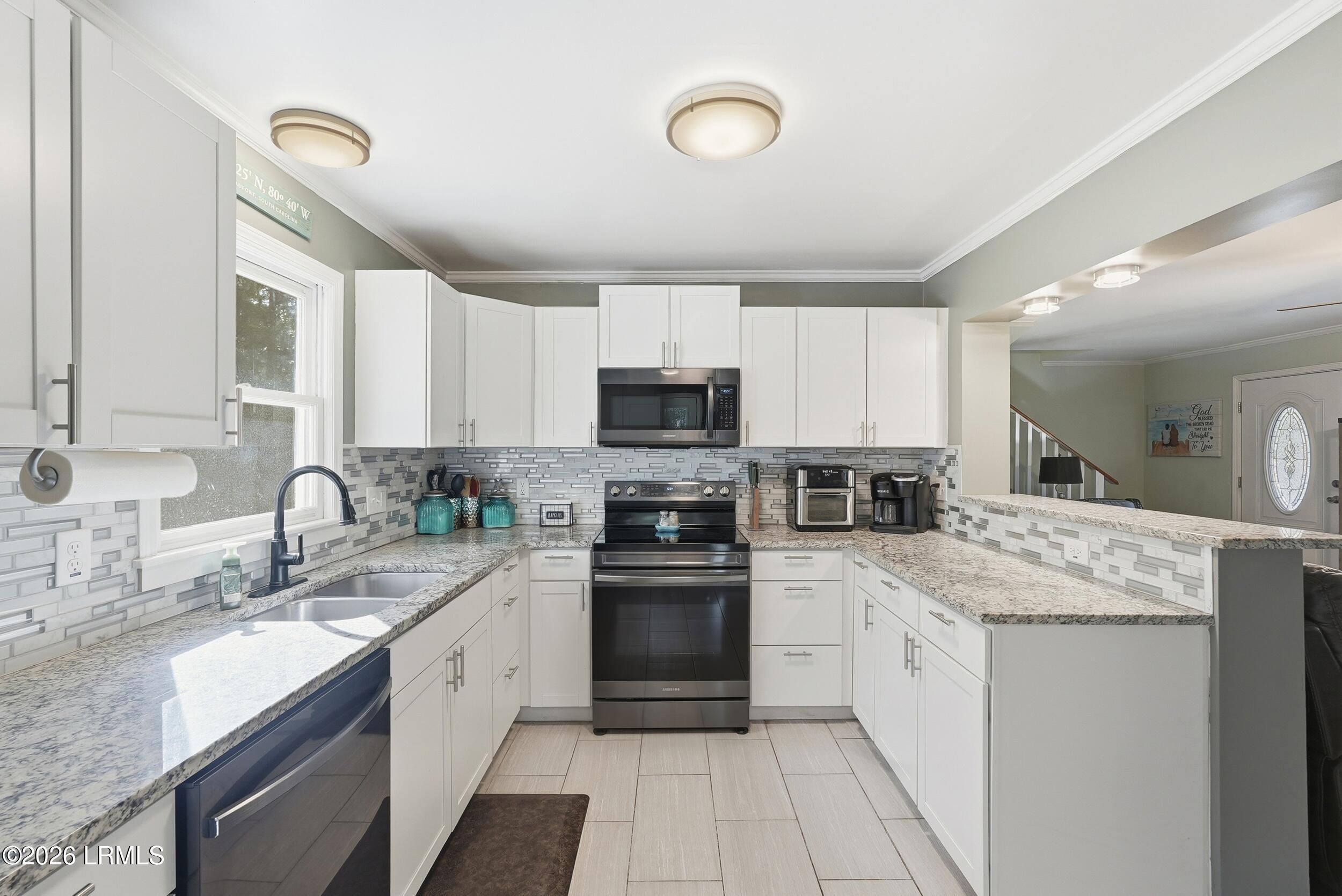 8 Meridith Lane Beaufort, SC 29907 - Photo 10 of 39 19_dsc06893