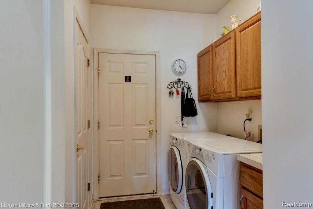 1958 Catlin Drive, Unit 4 Rochester, MI 48306 - Photo 25 of 35 Gallery Image 25