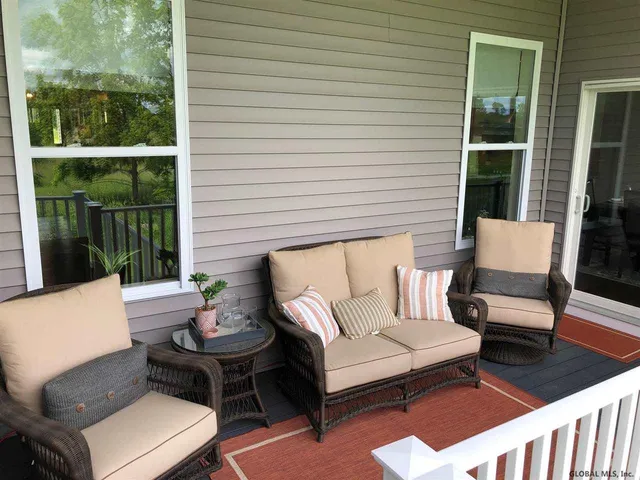 $749,900 | 17 Wyatt's Way, Clifton Park, NY 12065