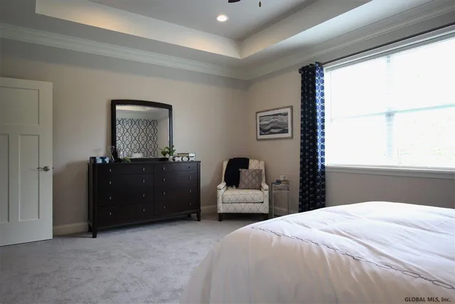 $749,900 | 17 Wyatt's Way, Clifton Park, NY 12065