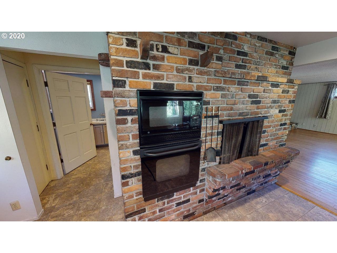 41843 Madrone Street Springfield, OR 97478 - Photo 16 of 32 Gallery Image 16