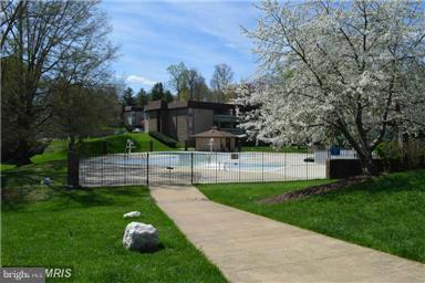 5812 Royal Ridge Drive, Unit G Springfield, VA 22152 - Photo 22 of 22 Community