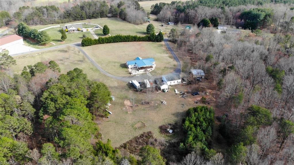 984 Stony Knoll Road Dobson, NC 27017 - Photo 6 of 46 Gallery Image 6