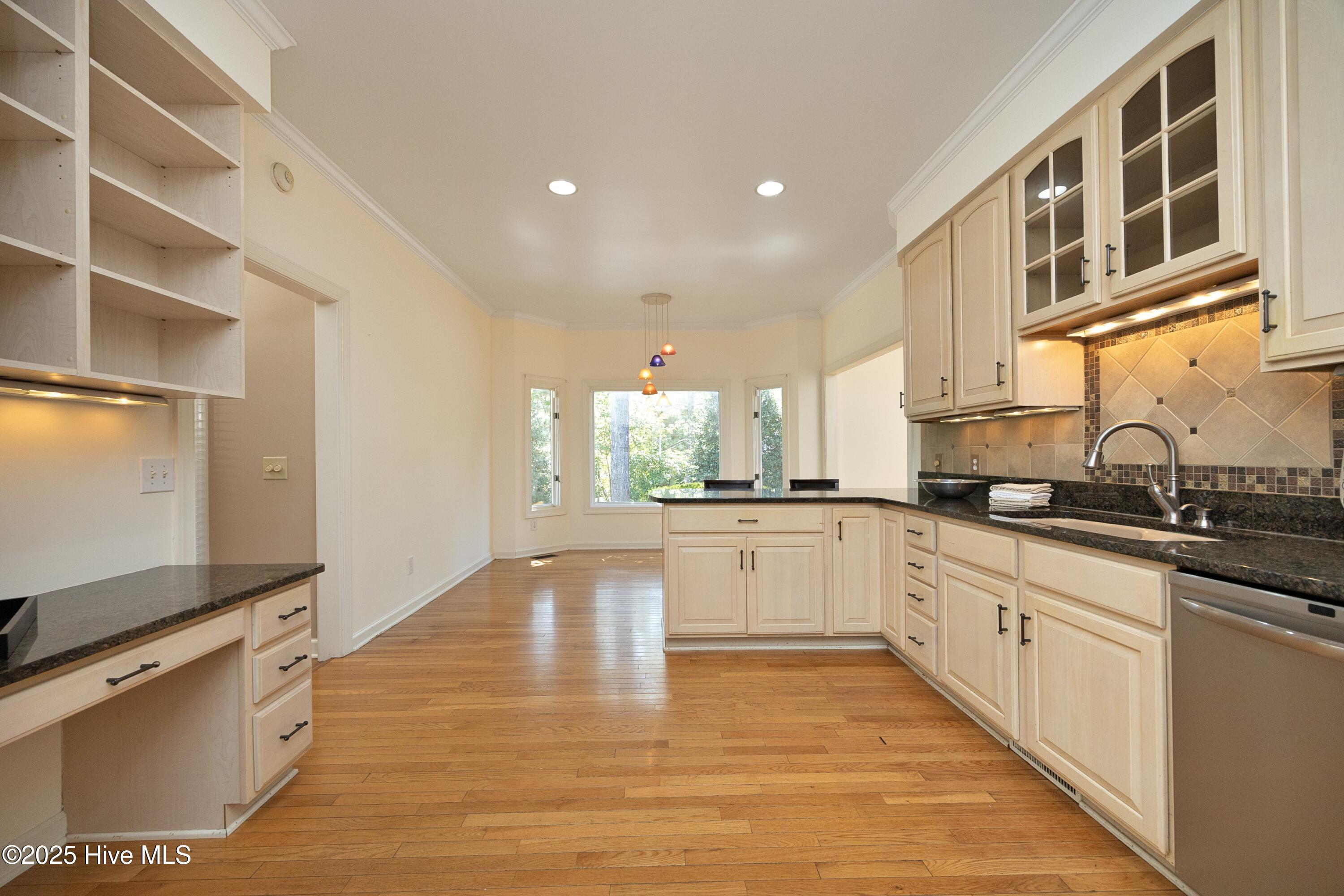 55 McQueen Road Pinehurst, NC 28374 - Photo 23 of 45 20Kitchen