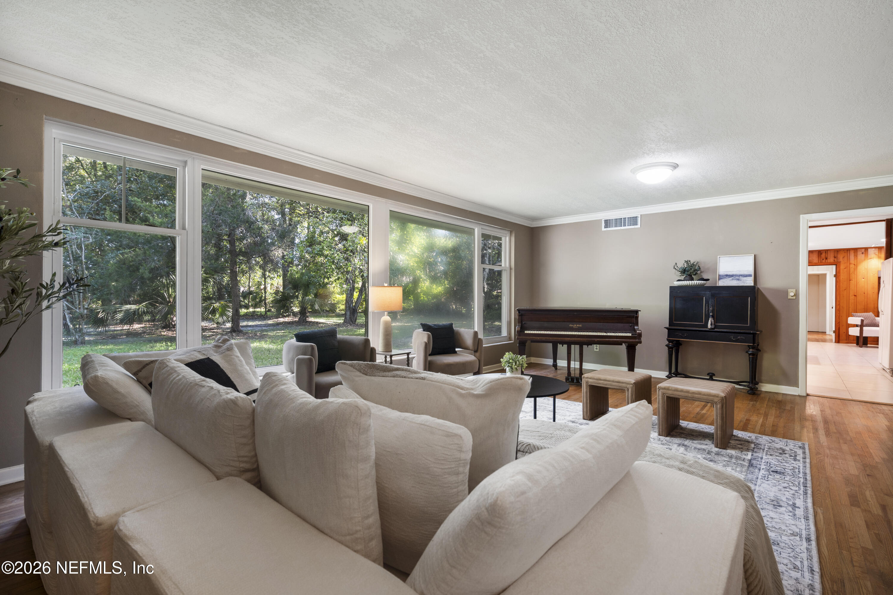 1753 Jork Road Jacksonville, FL 32207 - Photo 4 of 39 DSC01964