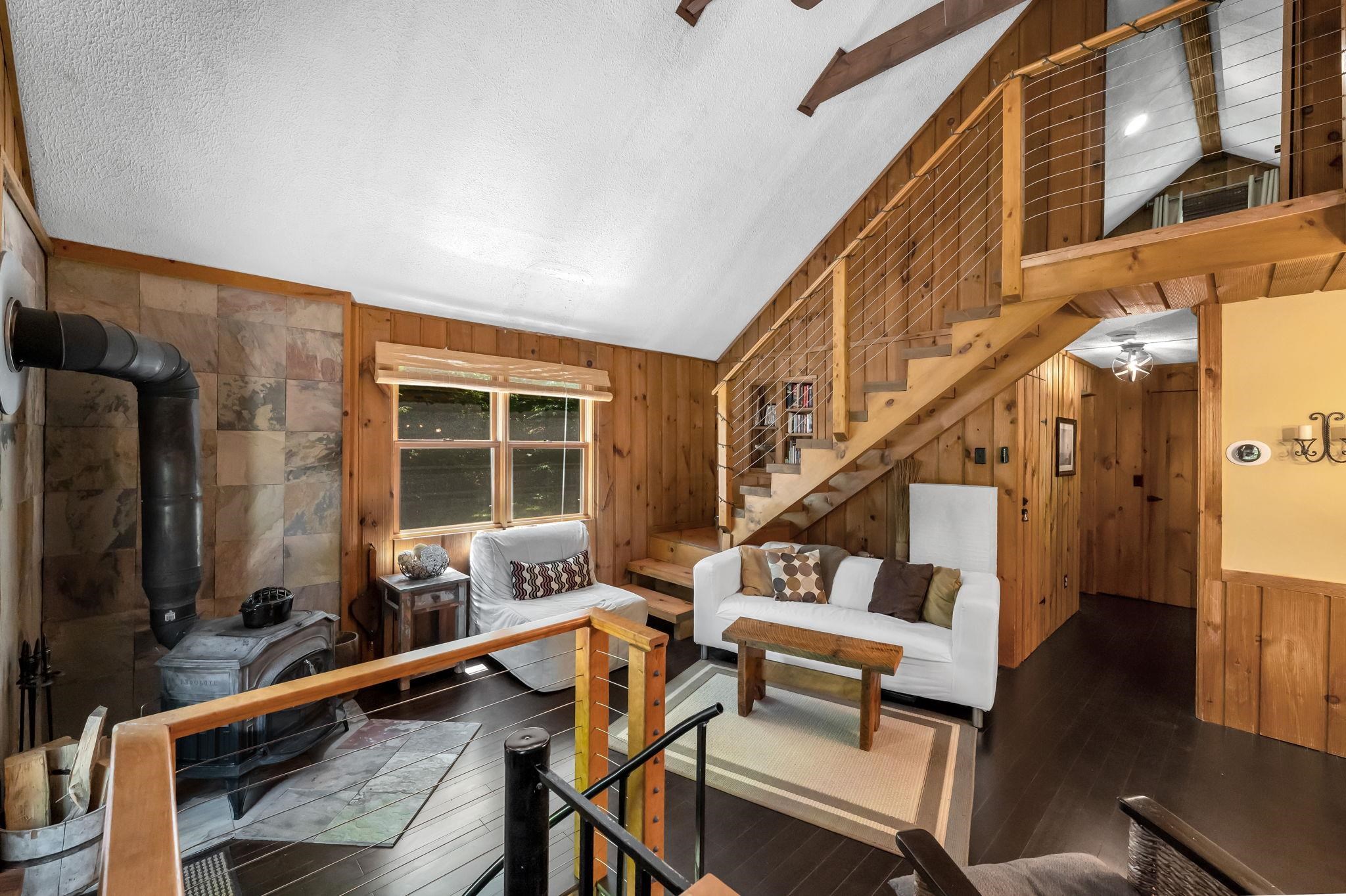 638 Hemlock Hill Road Wardsboro, VT 05355 - Photo 10 of 30