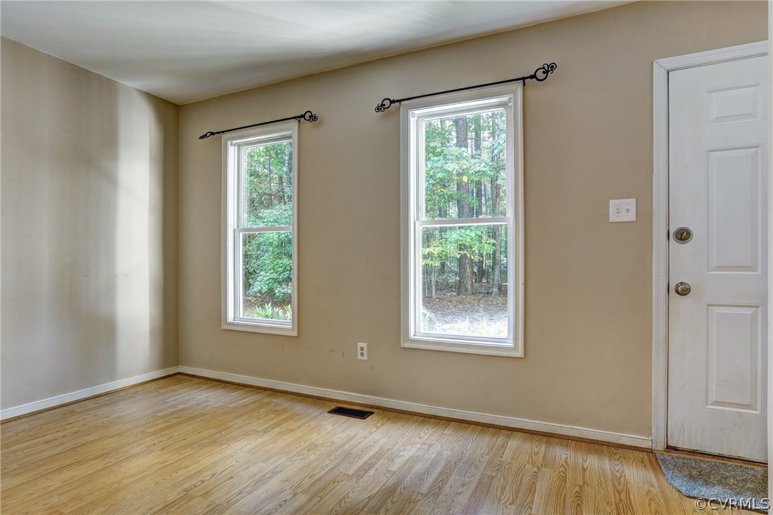4260 Pierce Road Powhatan, VA 23139 - Photo 12 of 34 Gallery Image 12
