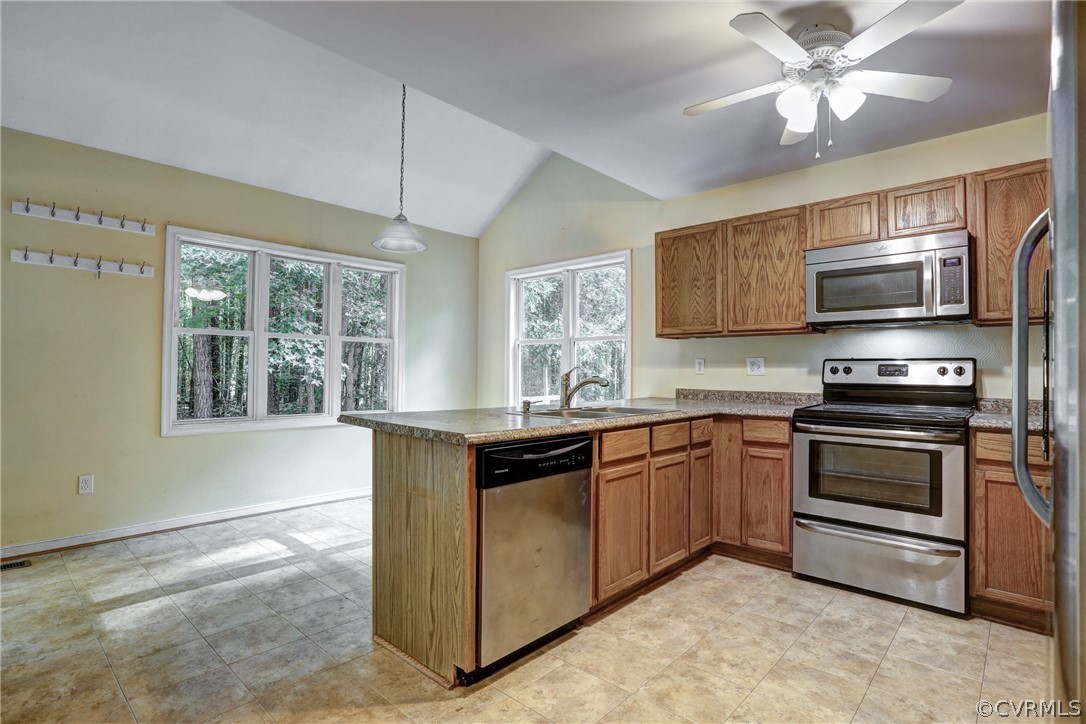 4260 Pierce Road Powhatan, VA 23139 - Photo 15 of 34 Gallery Image 15
