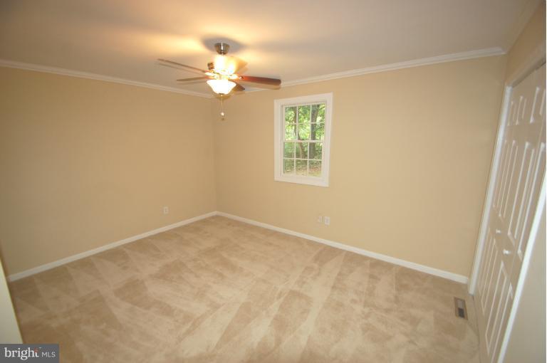 6747 Leeds Manor Road Marshall, VA 20115 - Photo 11 of 15 Bedroom