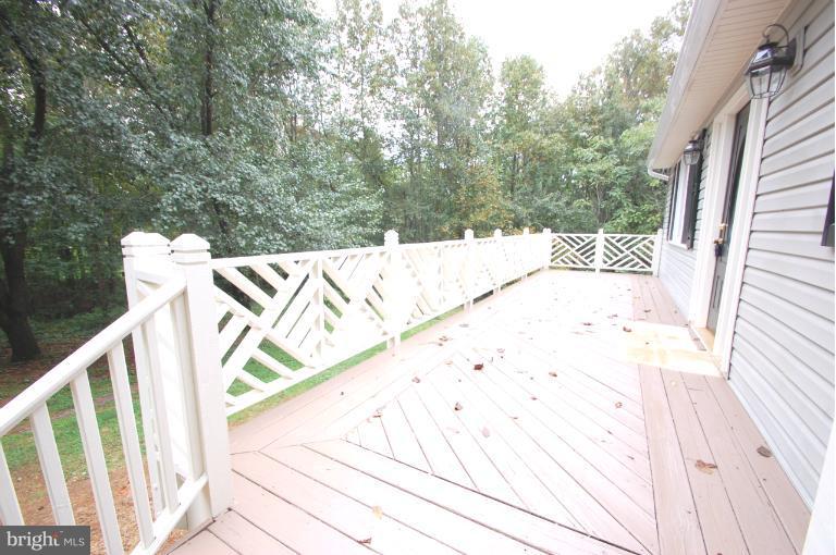6747 Leeds Manor Road Marshall, VA 20115 - Photo 13 of 15 Exterior (General)