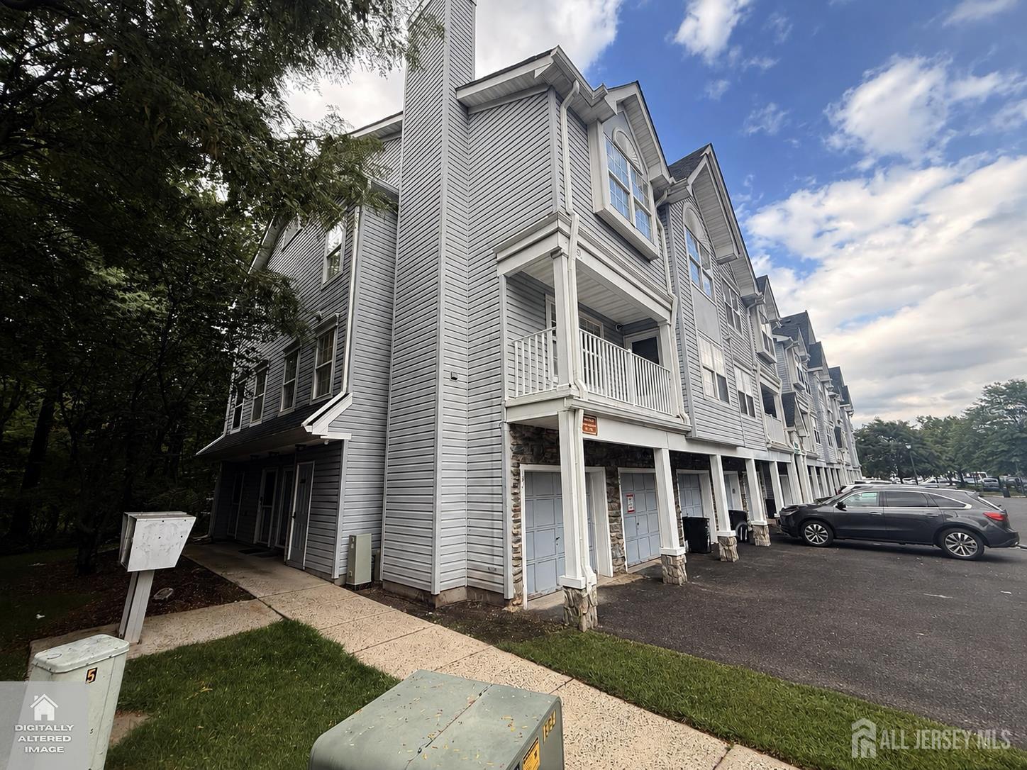 151-151 Prestwick Way Edison, NJ 08820 - Photo 2 of 18 Gallery Image 2