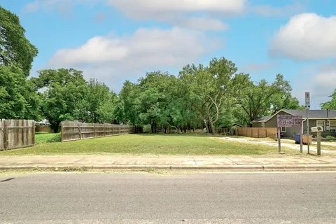 $405,000 | 504 West Elliott Street, Austin, TX 78753