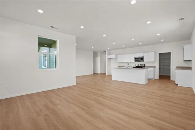 $564,900 | 501 North Arcadia Avenue, Deer Park, WA 99006