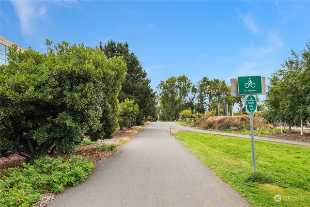a car parked in front of a building
