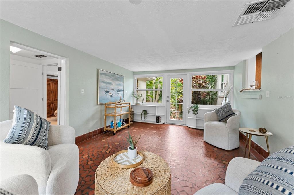 250 Aberdeen Street Dunedin, FL 34698 - Photo 18 of 45