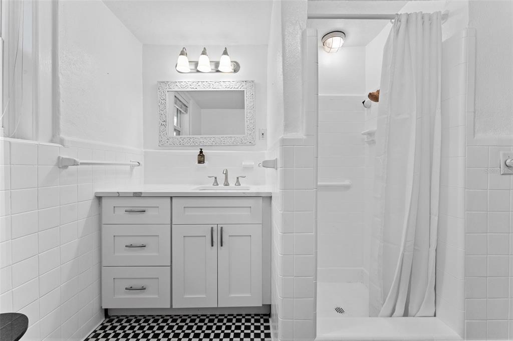 250 Aberdeen Street Dunedin, FL 34698 - Photo 22 of 45