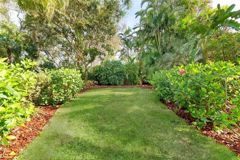 $999,900 | 250 Aberdeen Street, Dunedin, FL 34698