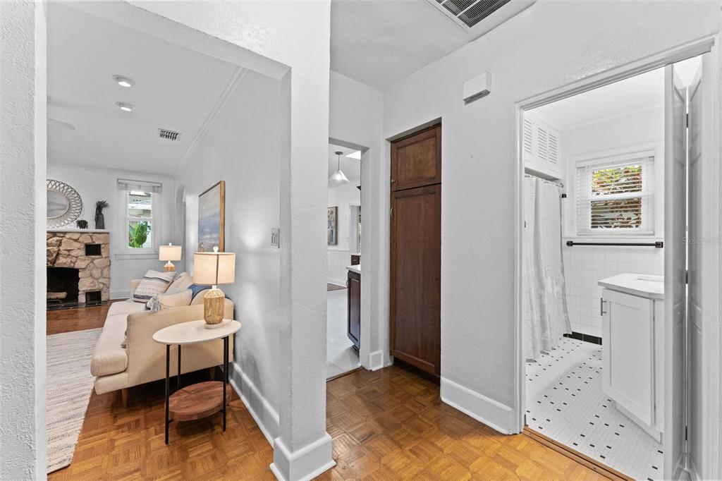 250 Aberdeen Street Dunedin, FL 34698 - Photo 9 of 45